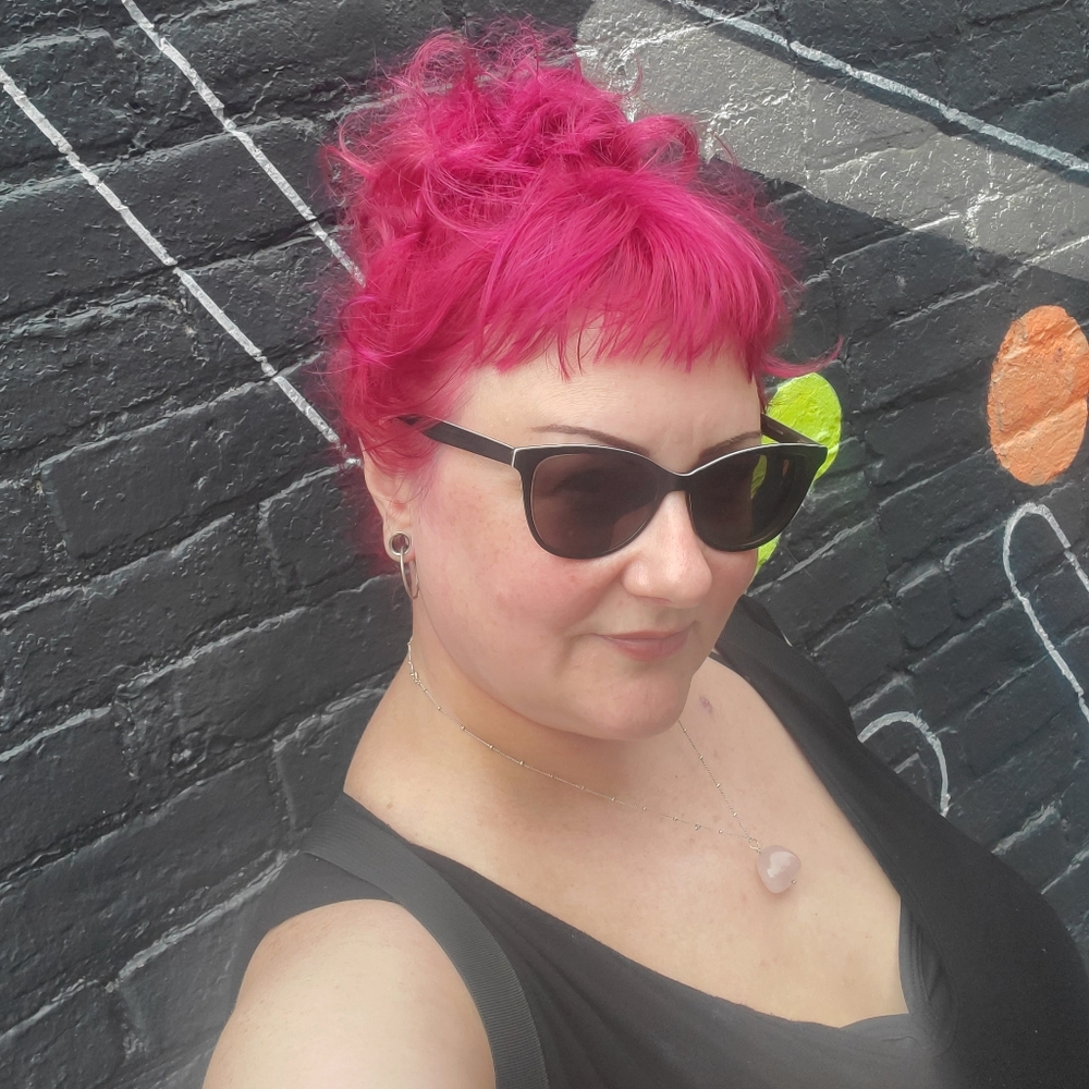 Meet your Posher, Miss R